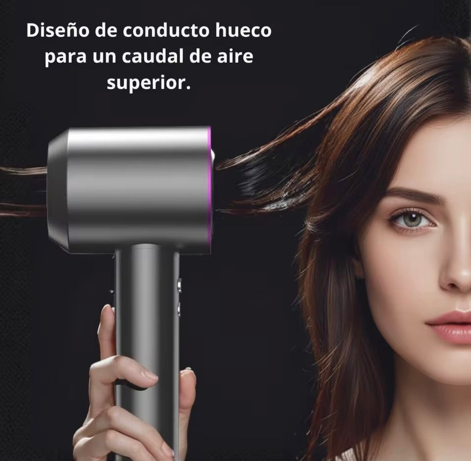 Secador de pelo profesional con cabezales imantados